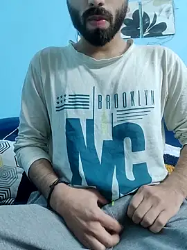 TOPMOON001 online show from February 2025 12:21:01 PM