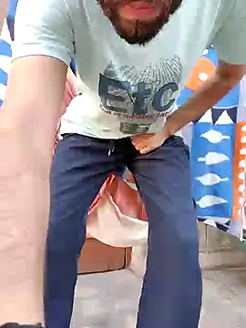 TOPMOON001 online show from March 2025 11:17:02 AM