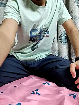 TOPMOON001 online show from March 2025 02:57:01 PM