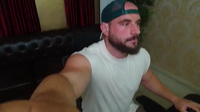 AdamJamesonn online show from July 2026 05:33:02 AM