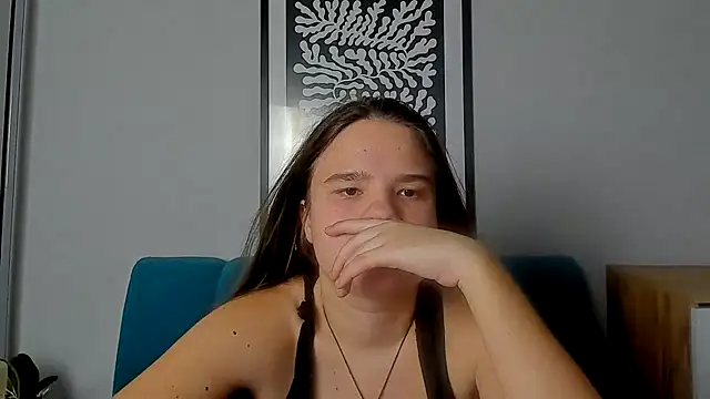 AdeleCruz online show from March 2026 01:06:01 PM