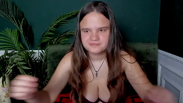 AdeleCruz online show from May 2026 12:11:02 PM