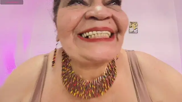 Snapshot of VickyBoobss chatting on May 2026 04:58:02 PM VickyBoobss online show from May 2026 04:58:02 PM