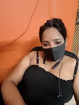 Snapshot of Lolitatamil chatting on April 2026 10:54:01 AM Lolitatamil online show from April 2026 10:54:01 AM