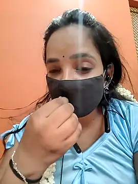 Snapshot of Lolitatamil chatting on May 2026 03:49:02 PM Lolitatamil online show from May 2026 03:49:02 PM