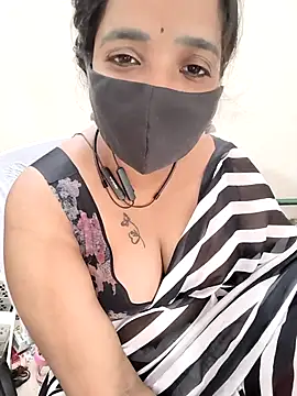 Snapshot of Lolitatamil chatting on May 2026 10:42:01 AM Lolitatamil online show from May 2026 10:42:01 AM
