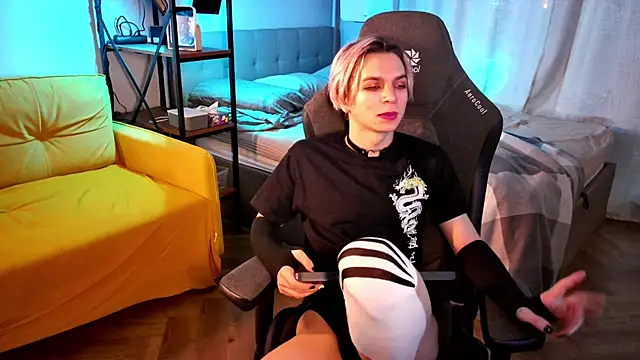 leon yuugen online show from January 2025 07:25:02 AM