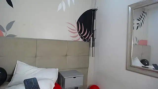 SabbyLovee online show from February 2025 01:00:01 AM