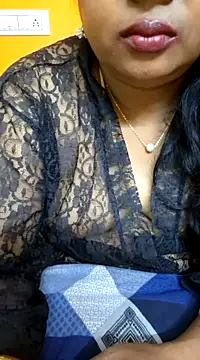 Snapshot of kanikasree chatting on March 2025 10:13:02 PM kanikasree online show from March 2025 10:13:02 PM