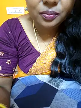 Snapshot of kanikasree chatting on March 2025 11:11:02 PM kanikasree online show from March 2025 11:11:02 PM