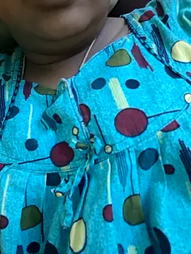 Snapshot of kanikasree chatting on November 2025 03:39:01 PM kanikasree online show from November 2025 03:39:01 PM