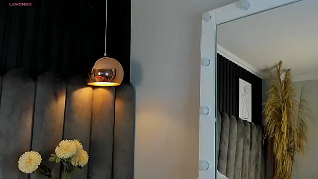 Snapshot of chelsea_bolton_ chatting on October 2025 12:18:02 PM chelsea bolton online show from October 2025 12:18:02 PM