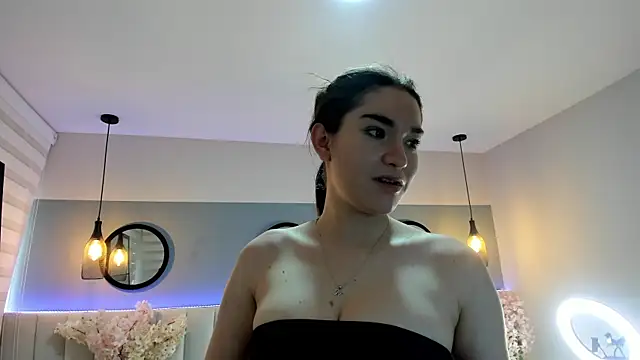 chelsea bolton  online show from May 2026 12:10:01 PM