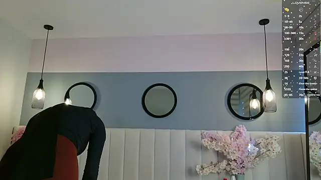 chelsea bolton  online show from July 2026 12:11:02 PM