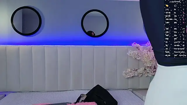 chelsea bolton  online show from July 2026 12:22:02 PM