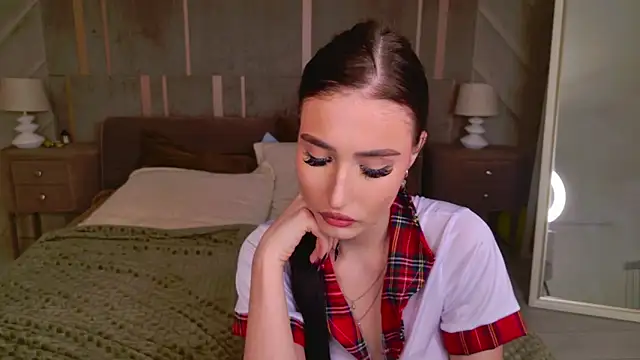 EmmaLawrens online show from January 2025 03:09:01 PM