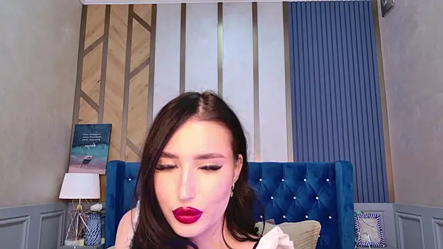 EmmaLawrens online show from February 2025 09:04:02 AM