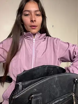 Aleska Miami online show from May 2026 02:33:01 PM