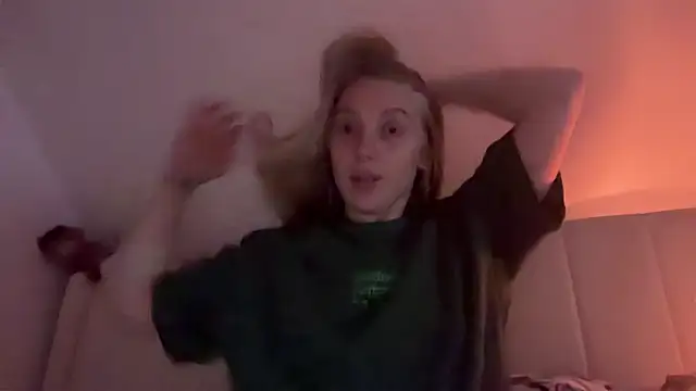 Ella-82 online show from October 2025 08:29:01 PM