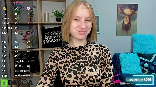 Snapshot of BeautyBlondy chatting on October 2025 05:39:02 AM BeautyBlondy online show from October 2025 05:39:02 AM