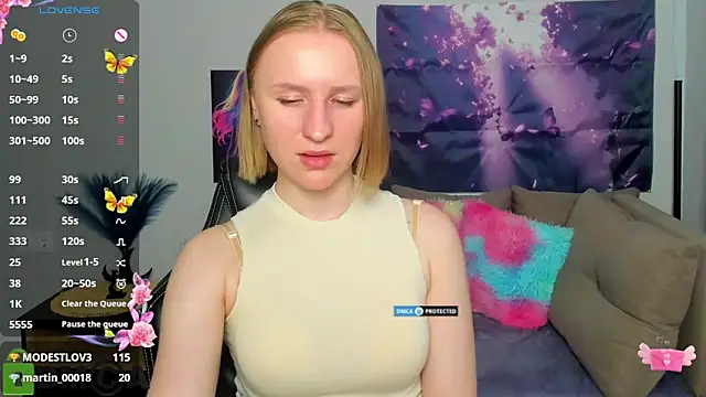 BeautyBlondy online show from May 2026 04:04:02 PM