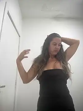 ClaraAlbuquerque online show from February 2026 08:29:01 PM