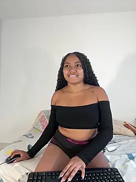 JasmineRose7 online show from May 2026 12:01:01 PM
