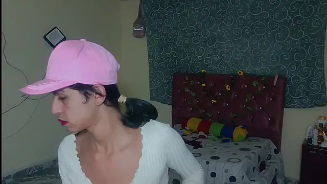 boysLittle online show from May 2026 12:05:01 AM