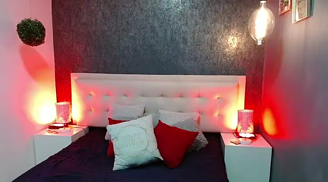 gabriela cortez online show from February 2025 07:21:01 PM