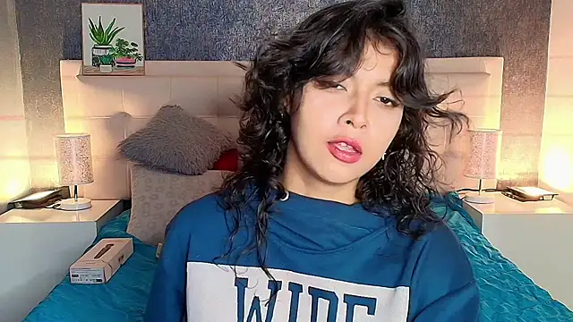 gabriela cortez online show from February 2025 12:14:01 AM