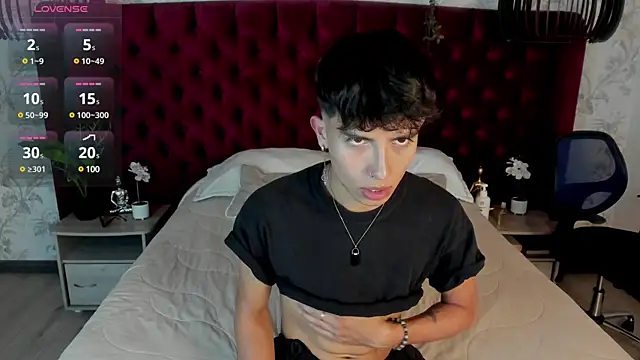 Snapshot of tim__fox chatting on February 2025 08:39:01 PM tim fox online show from February 2025 08:39:01 PM