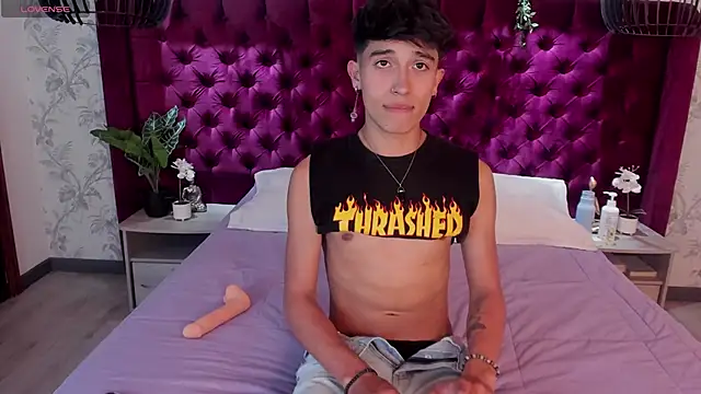 Snapshot of tim__fox chatting on March 2025 08:40:01 PM tim fox online show from March 2025 08:40:01 PM