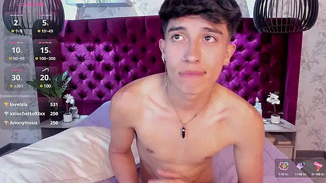 Snapshot of tim__fox chatting on March 2025 03:44:01 AM tim fox online show from March 2025 03:44:01 AM