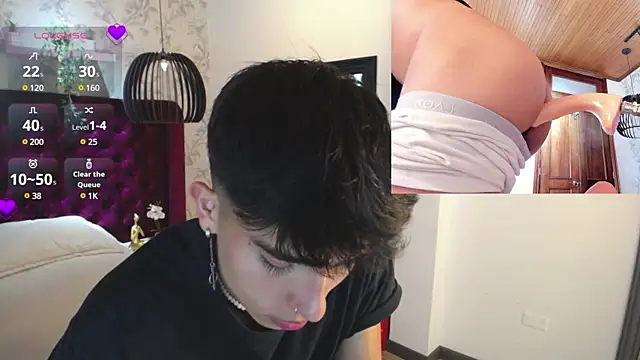 Snapshot of tim__fox chatting on March 2025 08:10:02 PM tim fox online show from March 2025 08:10:02 PM