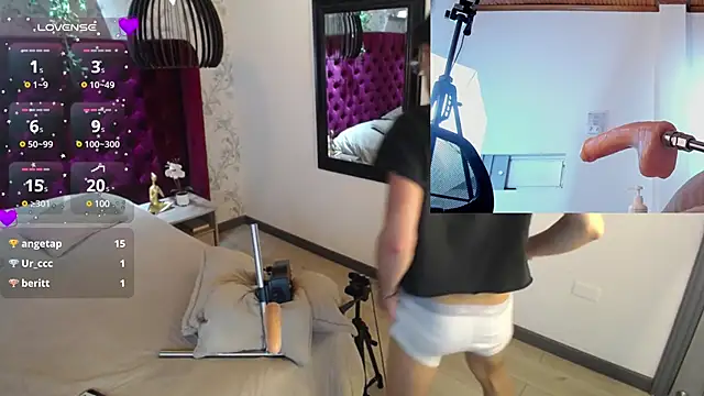 Snapshot of tim__fox chatting on March 2025 11:16:02 PM tim fox online show from March 2025 11:16:02 PM