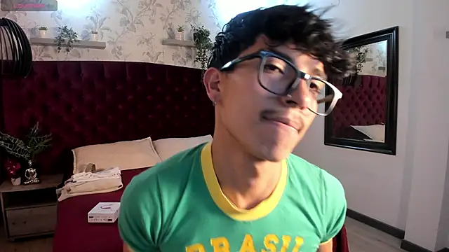 Snapshot of tim__fox chatting on October 2025 12:13:02 PM tim fox online show from October 2025 12:13:02 PM