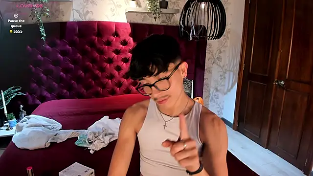 Snapshot of tim__fox chatting on November 2025 01:02:01 PM tim fox online show from November 2025 01:02:01 PM