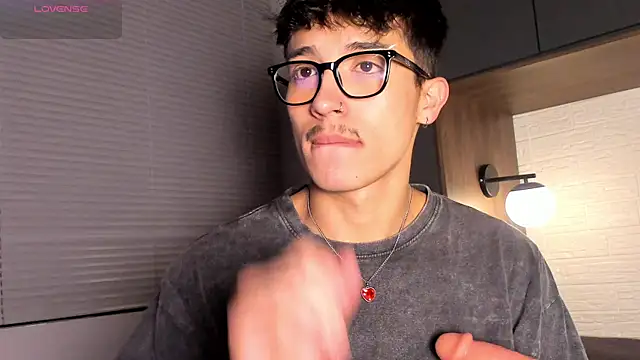 Snapshot of tim__fox chatting on January 2026 11:48:02 AM tim fox online show from January 2026 11:48:02 AM