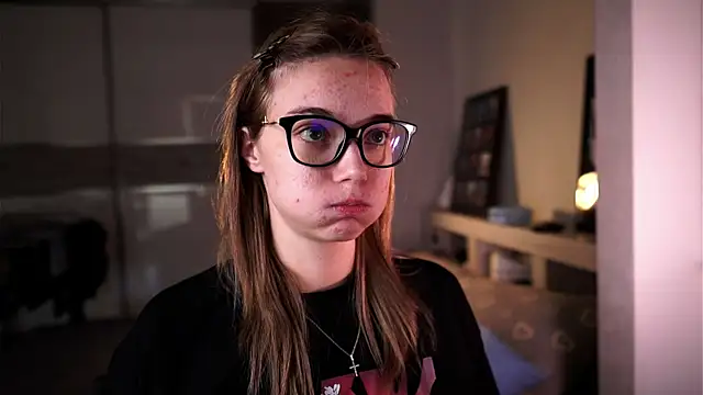 ileanacampbe online show from September 2025 04:25:02 AM