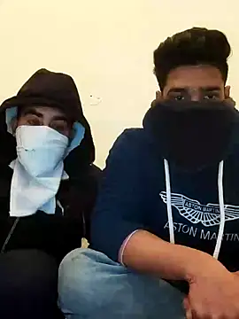 13lusty online show from January 2025 05:08:01 AM