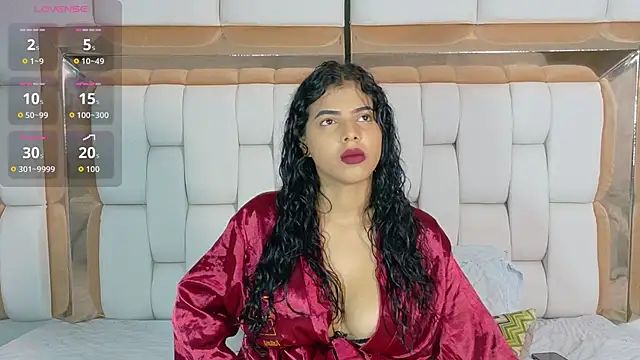 Snapshot of hotiergirl chatting on October 2025 12:35:01 PM hotiergirl online show from October 2025 12:35:01 PM