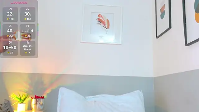 Snapshot of hotiergirl chatting on October 2025 12:25:01 PM hotiergirl online show from October 2025 12:25:01 PM