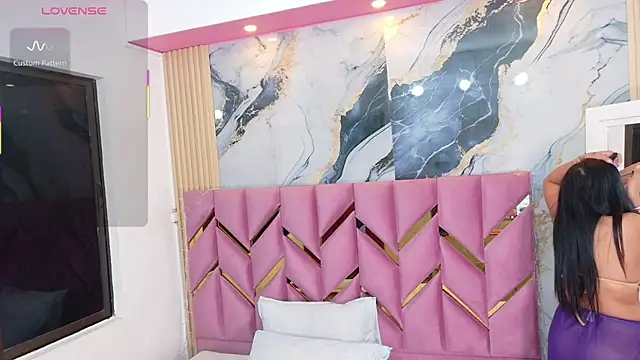 Snapshot of hotiergirl chatting on October 2025 12:17:02 PM hotiergirl online show from October 2025 12:17:02 PM