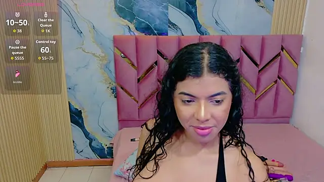 hotiergirl online show from May 2026 12:00:02 PM