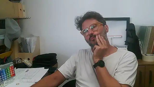 Snapshot of Cellino4 chatting on July 2026 03:58:02 PM Cellino4 online show from July 2026 03:58:02 PM