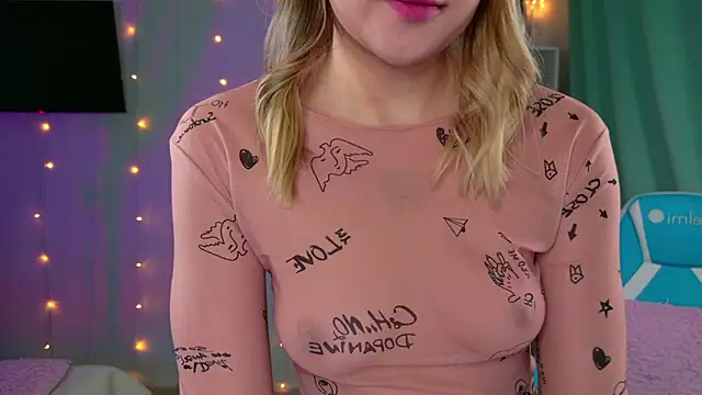 Snapshot of Mercedes_Robinson chatting on February 2026 04:28:02 AM Mercedes Robinson online show from February 2026 04:28:02 AM