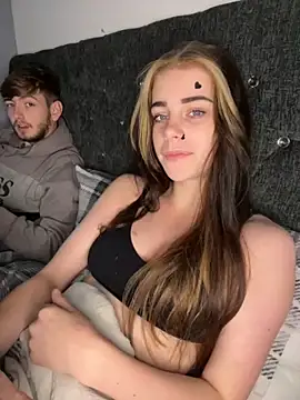 VioletxBlue online show from October 2025 01:11:01 PM