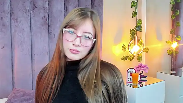 Dahlia Rousse online show from December 2025 05:02:01 AM