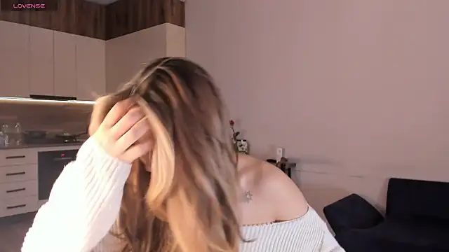 Snapshot of mirann chatting on March 2025 05:33:02 AM mirann online show from March 2025 05:33:02 AM