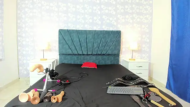 SalomeSimonz online show from September 2025 07:41:02 PM